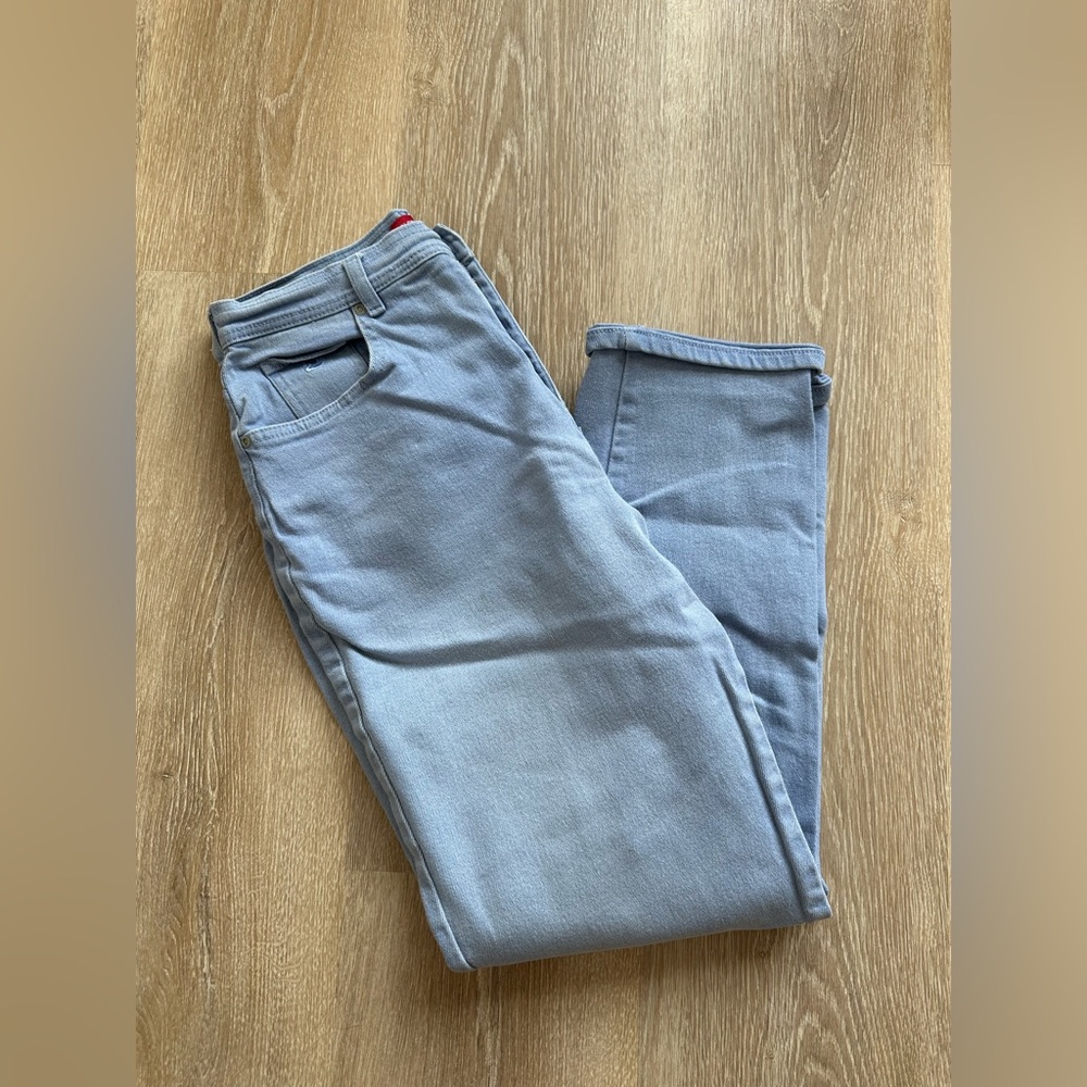 Women’s Blue Denim Mom Jeans